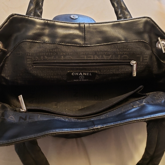 CHANEL😍🥰 - Picture 8 of 11